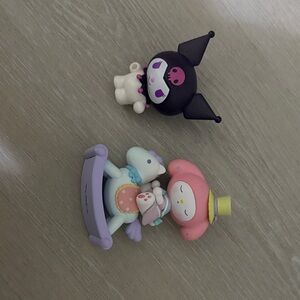 My melody and kuromi figure